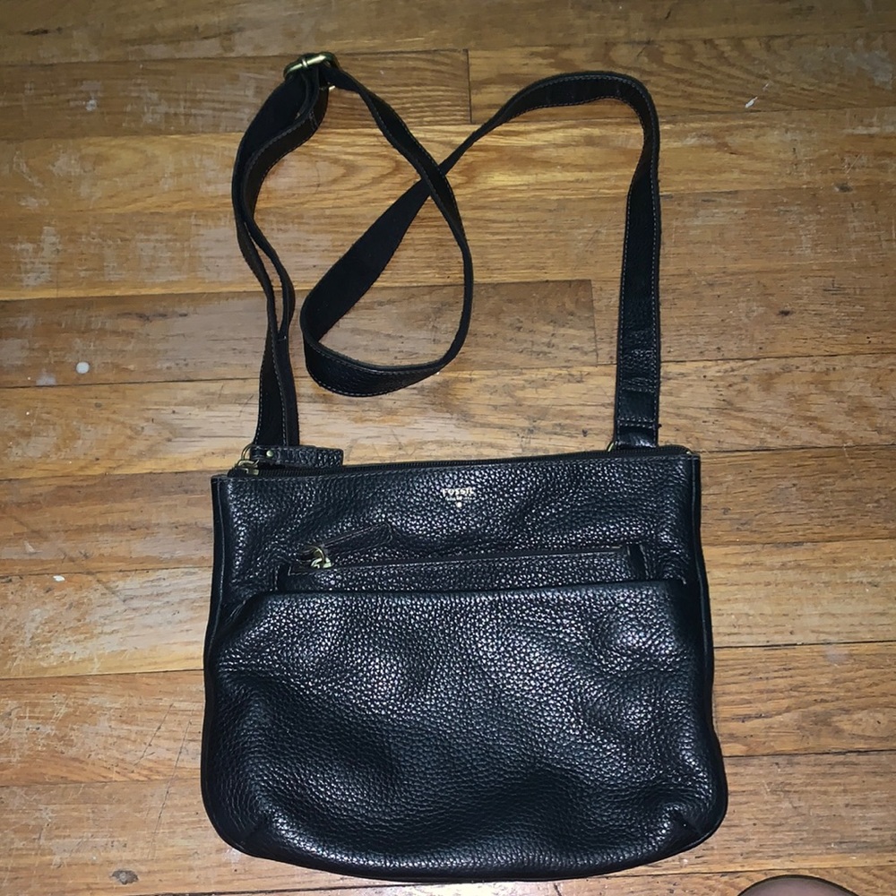 Black Fossil Crossbody purse